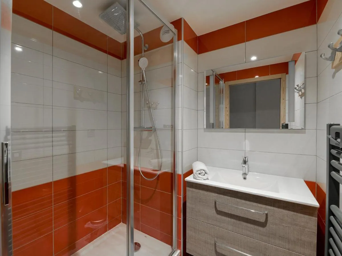 Appartement Renove 2 Pieces, Balcon, Proche Pistes Et Commerces, Sauna Et Fitness, Animaux Bienvenus - Fr-1-181-1931 La Plagne-Tarentaise 0*,  França